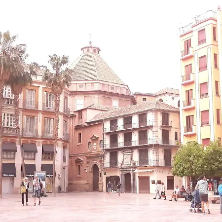 & Away In The Heart Of Historical Town Of *