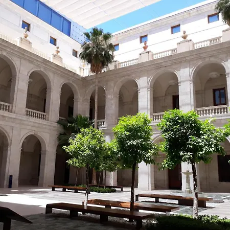 Apartment & Away In The Heart Of Historical Town Of Malaga